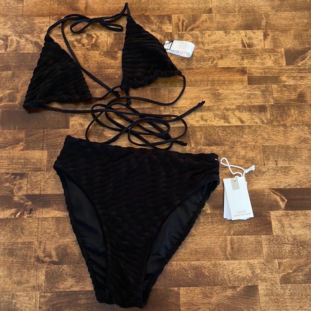 Good American Swimsuit